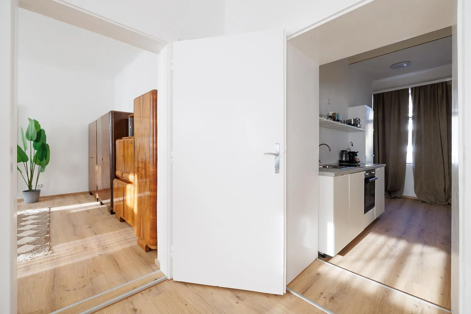 Hauptbahnhof Vienna Lofts Apartment 0*,  Austria