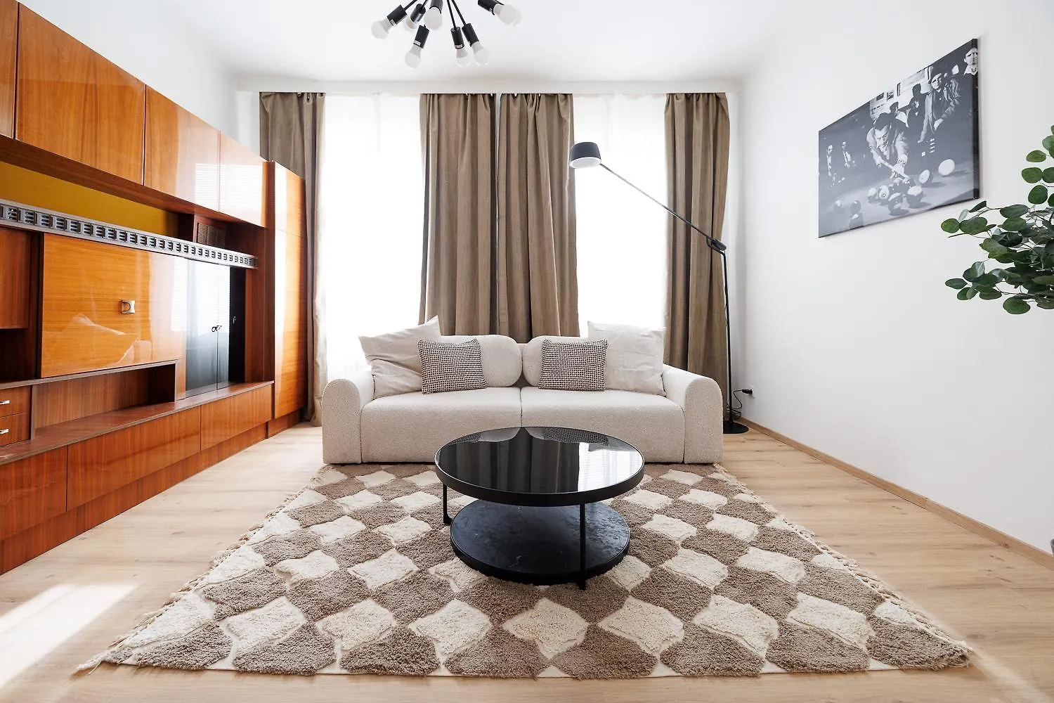 Hauptbahnhof Vienna Lofts contacts