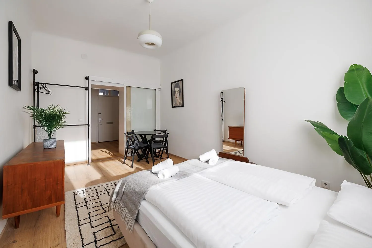 Hauptbahnhof Vienna Lofts Apartment